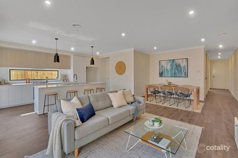Property photo of 1 Surfers Crescent Carrum Downs VIC 3201