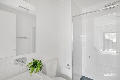 Property photo of 1 Surfers Crescent Carrum Downs VIC 3201
