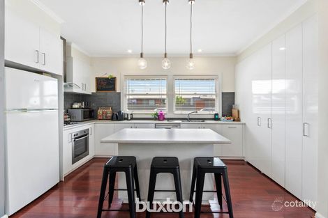 Property photo of 225 Yarra Street South Geelong VIC 3220