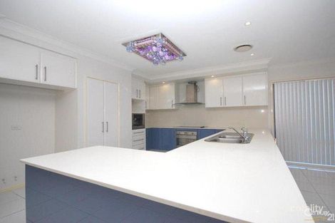 Property photo of 18 Hannan Place Prairiewood NSW 2176