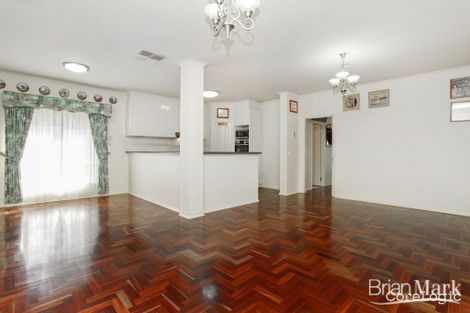 Property photo of 4 Belmarino Court Werribee VIC 3030