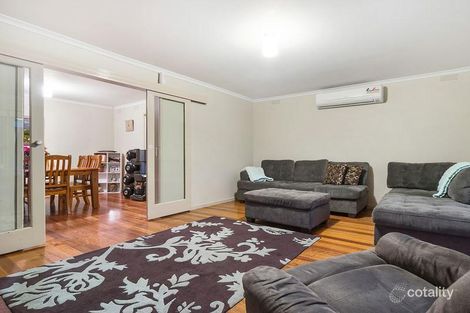 Property photo of 37 Jacana Avenue Frankston VIC 3199