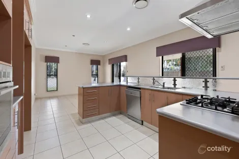 Property photo of 3 Blaxland Close Andergrove QLD 4740