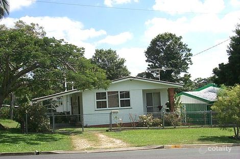 6 Fox Ave, Southport, QLD 4215