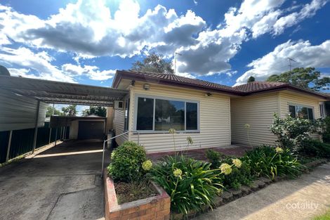 17 Scott St, Campbelltown, NSW 2560