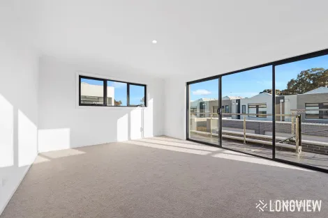 Property photo of 58 Meander Road Doreen VIC 3754