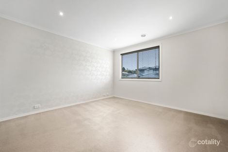 Property photo of 27 Watling Grove Ferntree Gully VIC 3156