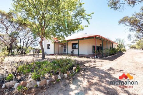 102/106 Taylor St, Dumbleyung, WA 6350