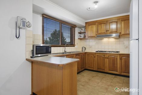 Property photo of 11 Preston Avenue Endeavour Hills VIC 3802