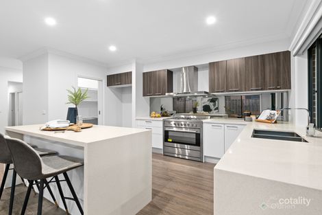 Property photo of 4 Pump House Crescent Clyde VIC 3978