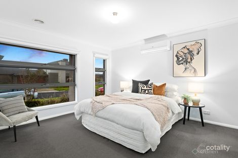 Property photo of 4 Pump House Crescent Clyde VIC 3978