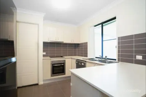 Property photo of 17 Coogee Terrace Blacks Beach QLD 4740