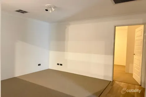 Property photo of 41 Tilgate Street Aveley WA 6069