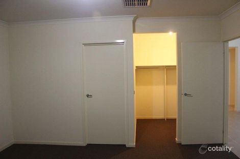 Property photo of 14 Ardent Crescent Cranbourne East VIC 3977