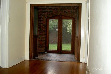 Property photo of 6 Rothschild Street Glen Huntly VIC 3163