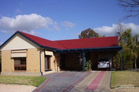 17 Pine Ave, Loxton, SA 5333