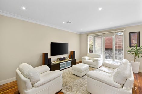 Property photo of 7 Halsbury Close Doncaster East VIC 3109