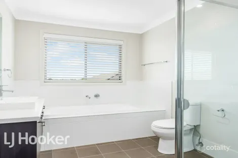 Property photo of 26 Rose Street Oran Park NSW 2570