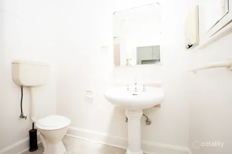 Property photo of 140 Power Street Hawthorn VIC 3122