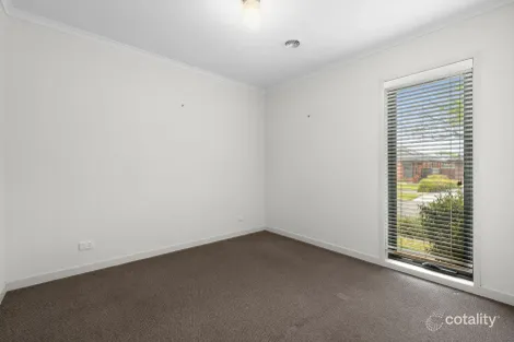 Property photo of 8 Beekeeper Road Armstrong Creek VIC 3217