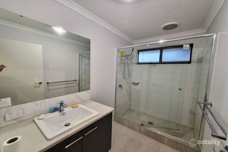 8 Yeaman Ct, Koondoola, WA 6064