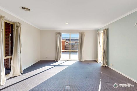 Property photo of 20 Jasa Crescent Cranbourne West VIC 3977