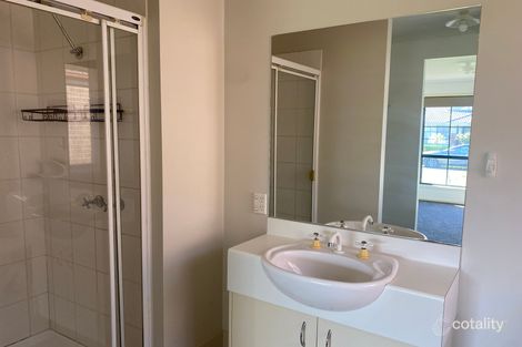 Property photo of 76 Harrington Drive Narre Warren South VIC 3805