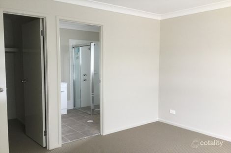 Property photo of 6 Dray Close Wadalba NSW 2259