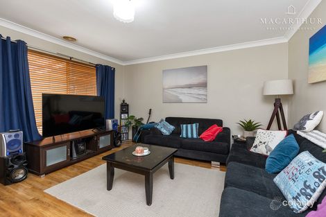 Property photo of 88 Dalman Parkway Glenfield Park NSW 2650