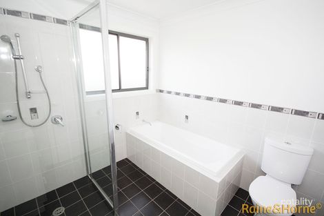 Property photo of 12A Lansdowne Drive Dubbo NSW 2830