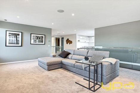 Property photo of 51 Citybay Drive Point Cook VIC 3030