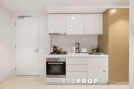 Property photo of 715/33 Mackenzie Street Melbourne VIC 3000