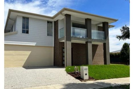 28 Hammersmith Way, Cranbourne East, VIC 3977