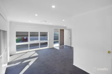 Property photo of 75 Pugsley Avenue Estella NSW 2650