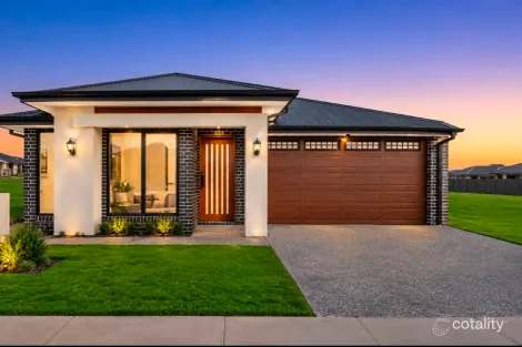 80 Frank Ave, Truganina, VIC 3029