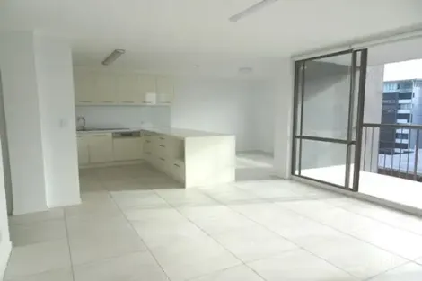 Property photo of 26/89 Thorn Street Kangaroo Point QLD 4169