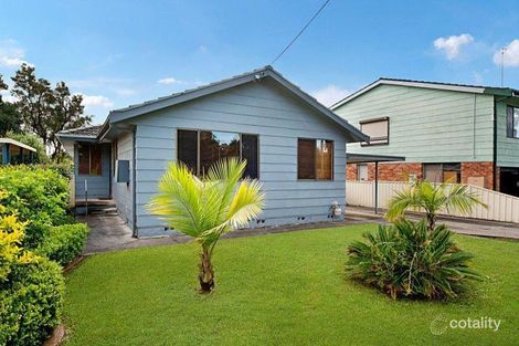 10 Hazel Cl, Berkeley Vale, NSW 2261