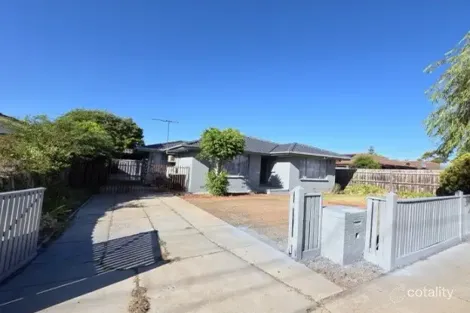 Property photo of 39 Oldershaw Road Melton VIC 3337