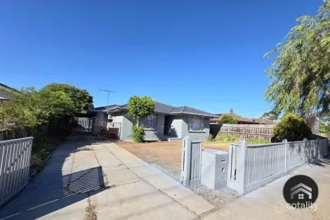 Property photo of 39 Oldershaw Road Melton VIC 3337