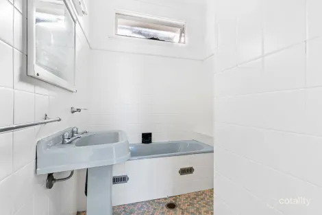 Property photo of 77 North West Arm Road Gymea NSW 2227