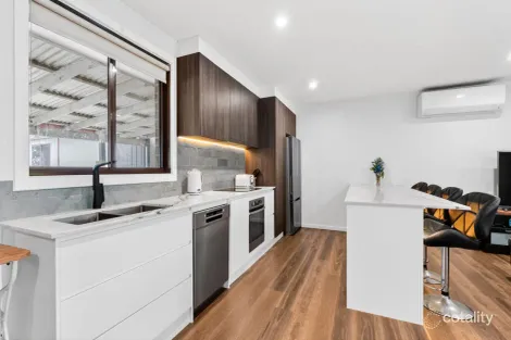 Property photo of 35 Snailham Crescent South Windsor NSW 2756
