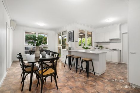 Property photo of 35 Glen Tower Drive Glen Waverley VIC 3150