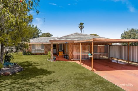 Property photo of 28 Hinkler Crescent Wilsonton QLD 4350