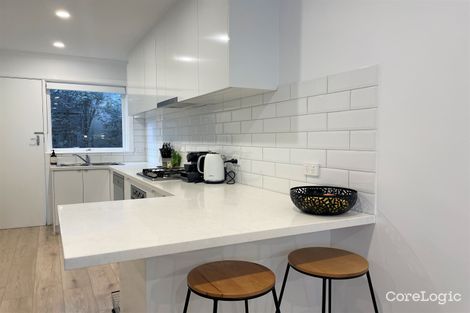 2/90 St Elmo Rd, Ivanhoe, VIC 3079