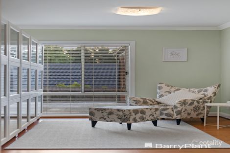 13 Galera Ct, Wandin North, VIC 3139