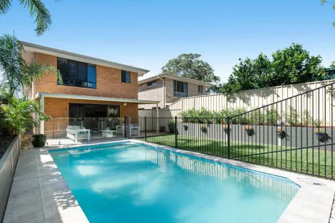 16 Station St, Wellington Point, QLD 4160