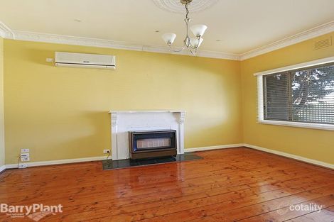 Property photo of 9 Fellmongers Road Breakwater VIC 3219