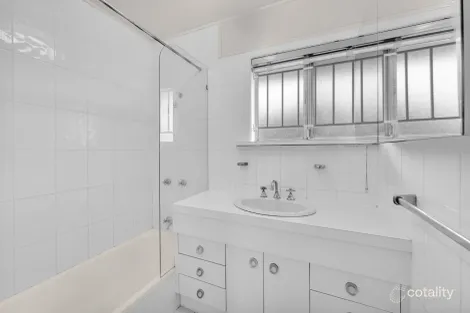 Property photo of 121 Mayes Avenue Kingston QLD 4114