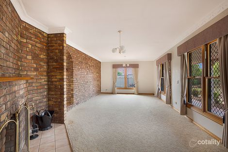 Property photo of 9 Lorna Court Centenary Heights QLD 4350