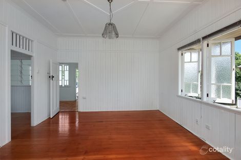 Property photo of 70 Rowe Terrace Darra QLD 4076